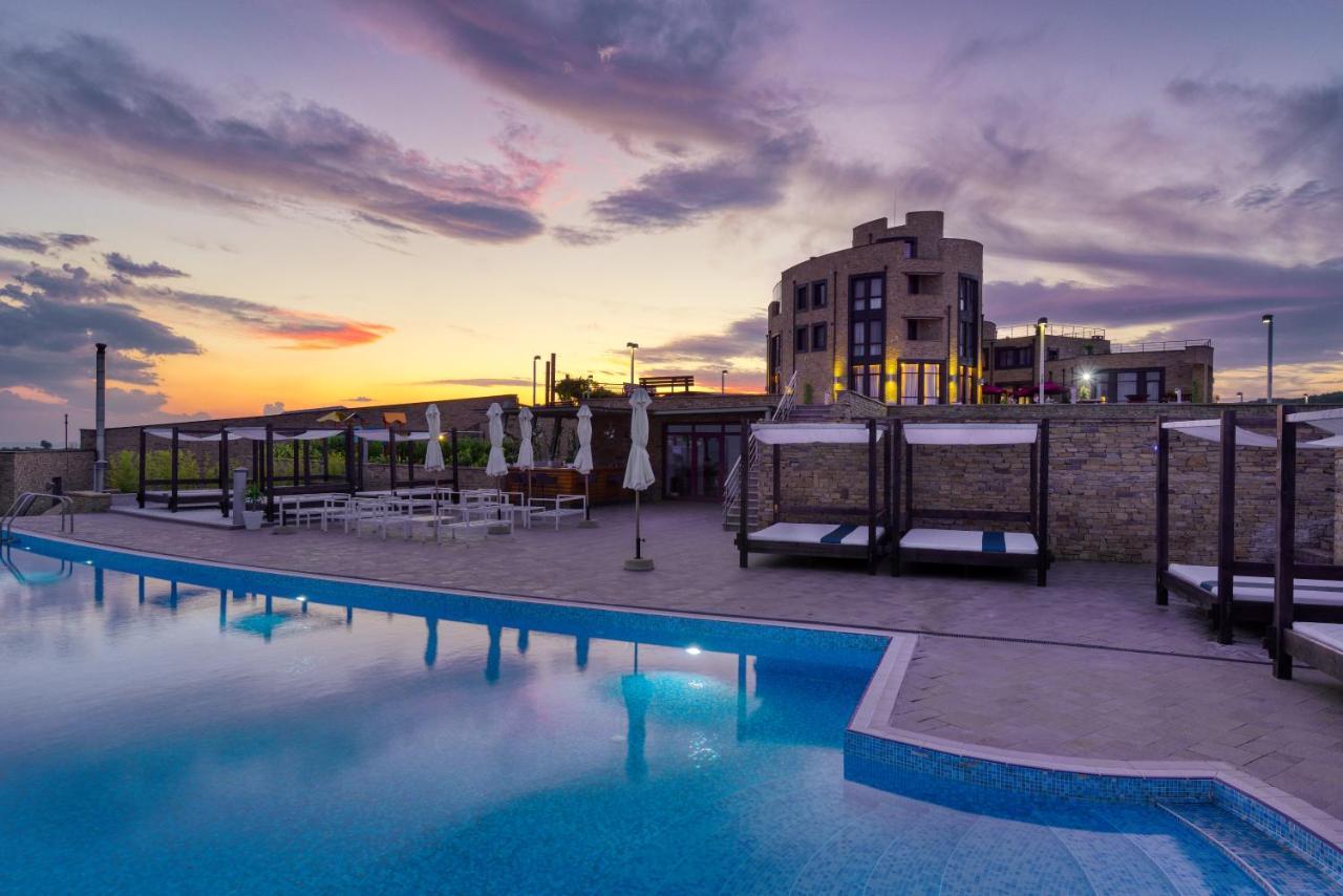 Hotel Invicto Elenovo (Sliven)